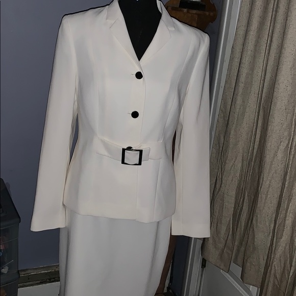 Calvin Klein Other - Calvin Klein skirt suit